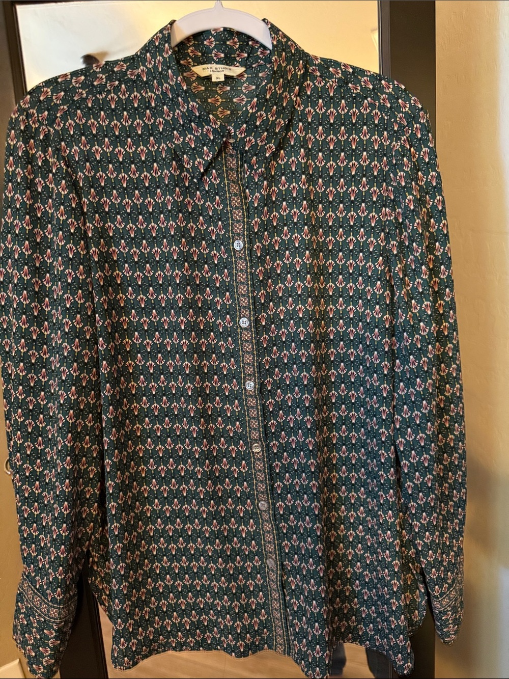 Max Studio Dark Green Floral-Print Button Front Blouse